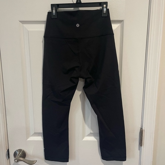 lululemon capri leggings - Picture 4 of 4